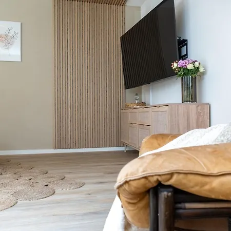 Leni Am Tuniberg, Weinregion *