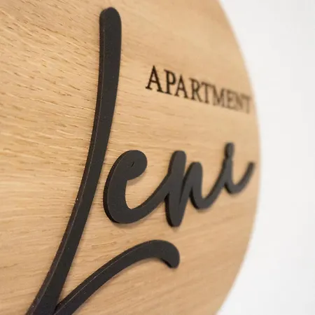 Leni Am Tuniberg, Weinregion * גוטנהיים